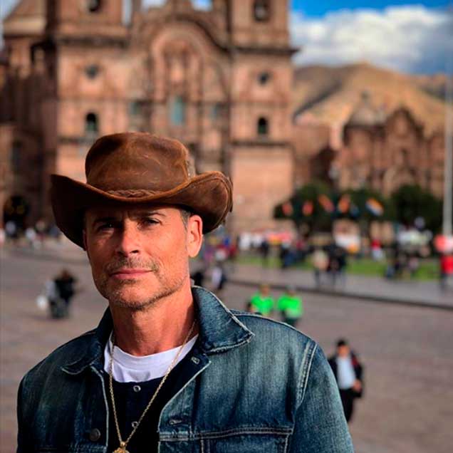 actor-rob-lowe-cusco