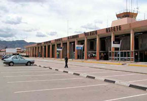 Aeropuerto Internacional Velasco Astete