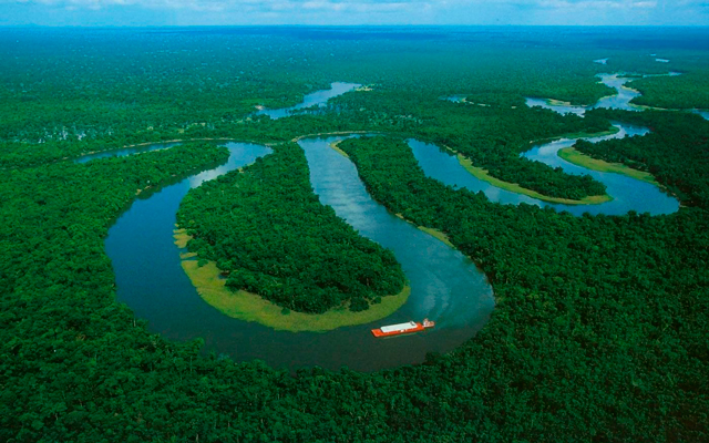 Rio Amazonas - Iquitos, Perú
