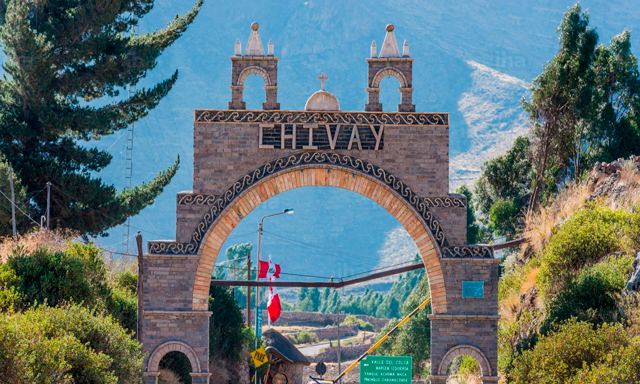  Enjoy the magic that only the town of Chivay can offer you 