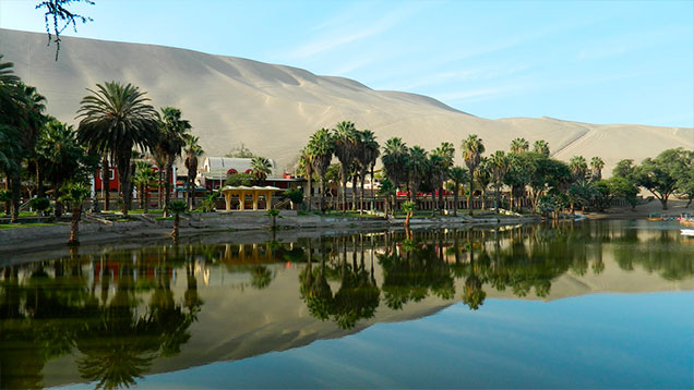 huacachina-ica-oasis