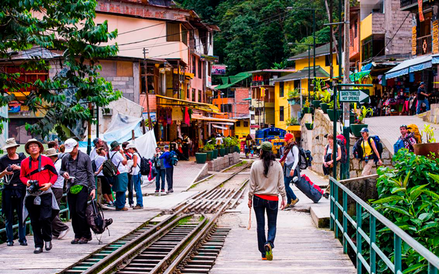  Aguas Calientes Machu Picchu pueblo Cusco