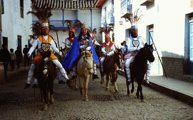  Festividad de la Virgen del Carmen – Paucartambo 