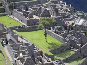 Plaza Principal de Machu Picchu