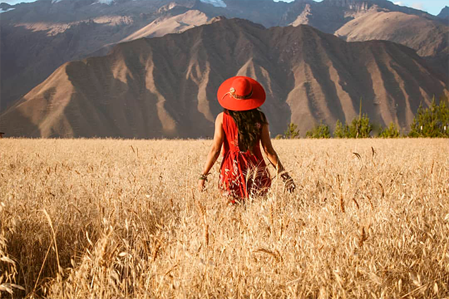 sombrero-llevar-ropa-tour-machupicchu