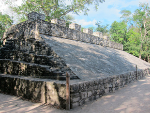 Cobá