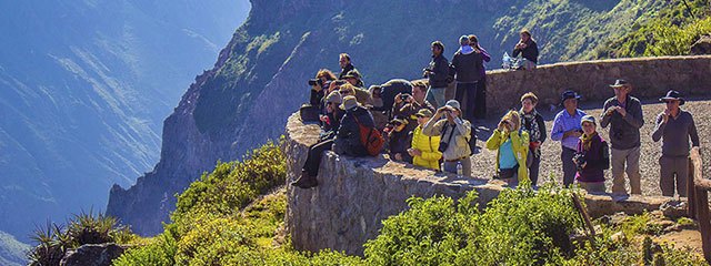 Mirador del Condor Cañon del colca